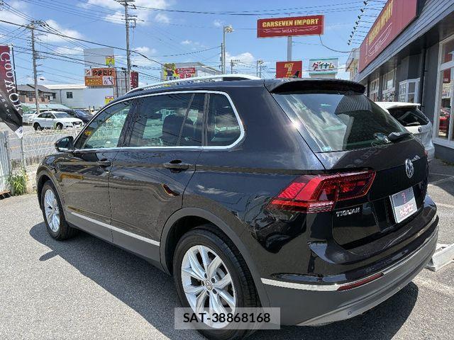 VolksWagen TIGUAN 2019-12 7981589-24