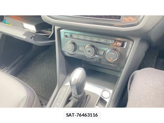 VolksWagen TIGUAN 2017-02 8039214-16