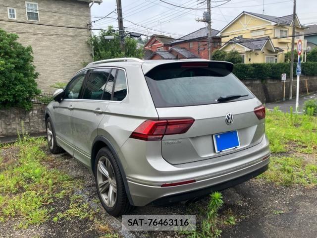 VolksWagen TIGUAN 2017-02 8039214-4