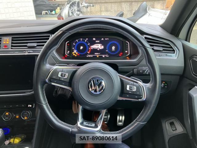 VolksWagen TIGUAN 2020-08 8039215-17