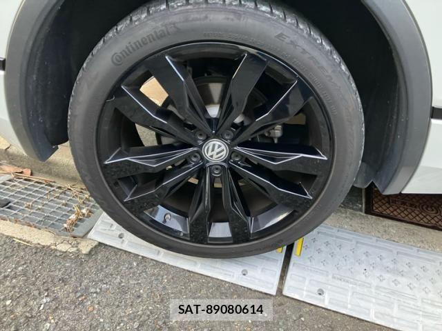 VolksWagen TIGUAN 2020-08 8039215-7