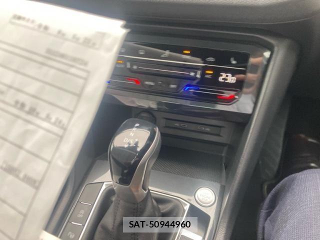 VolksWagen TIGUAN 2021-05 8039216-10