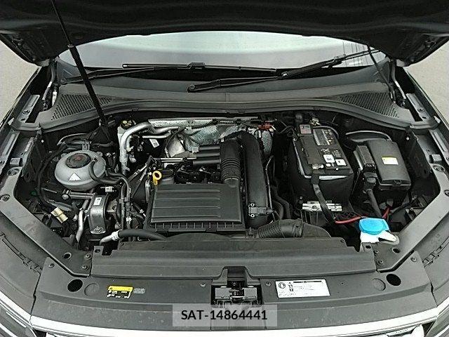 VolksWagen TIGUAN 2017-10 8039218-14