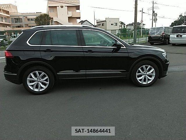 VolksWagen TIGUAN 2017-10 8039218-16