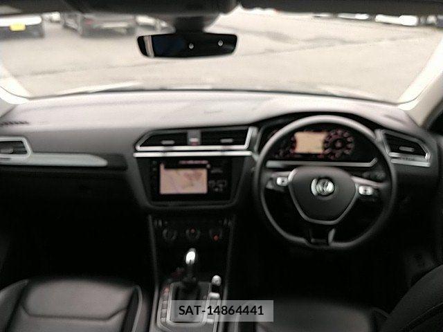 VolksWagen TIGUAN 2017-10 8039218-8