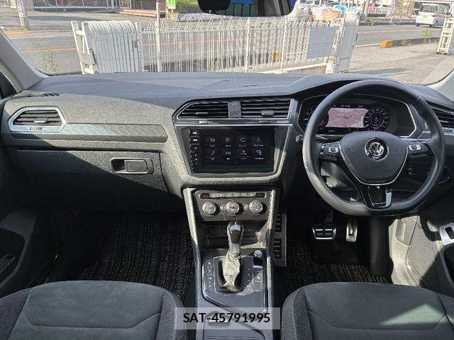 VolksWagen TIGUAN 2018-01 8076160-2