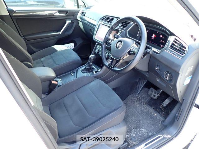 VolksWagen TIGUAN 2019-07 8076157-1