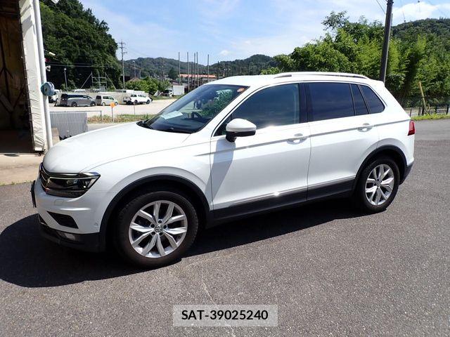 VolksWagen TIGUAN 2019-07 8076157-5