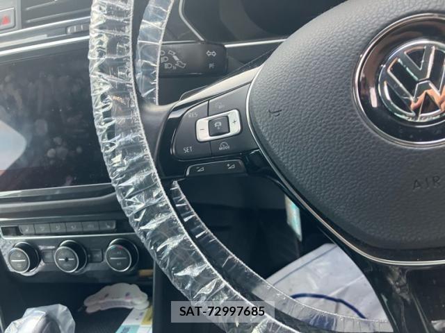 VolksWagen TIGUAN 2019-03 8102747-14