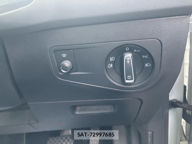 VolksWagen TIGUAN 2019-03 8102747-15