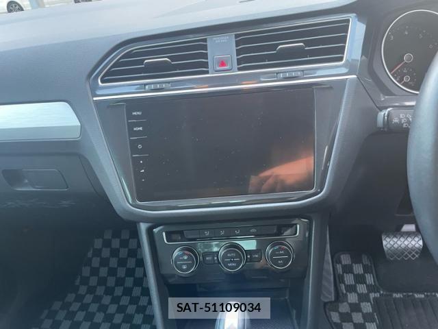 VolksWagen TIGUAN 2018-07 8102748-18
