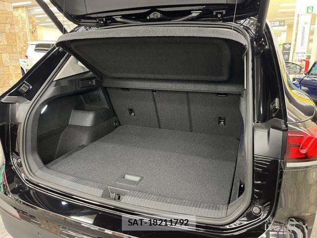 VolksWagen TIGUAN 2025-03 8102744-5