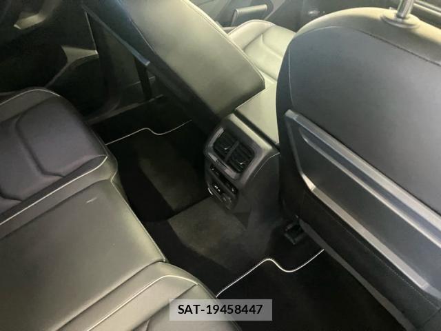 VolksWagen TIGUAN 2019-08 8102746-10