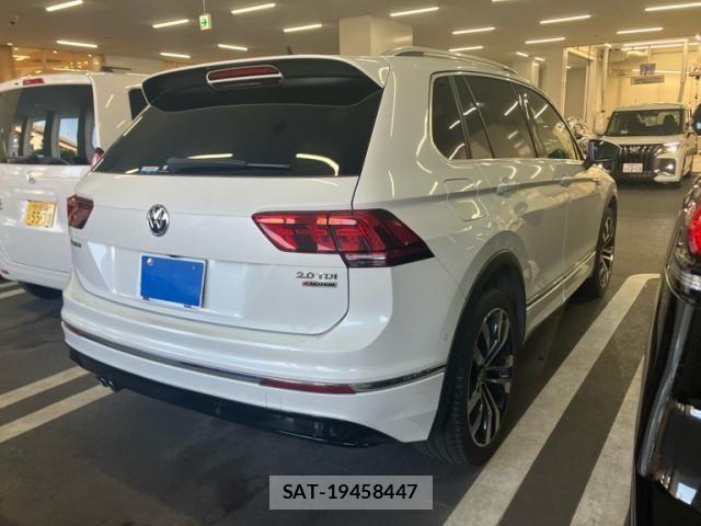 VolksWagen TIGUAN 2019-08 8102746-2