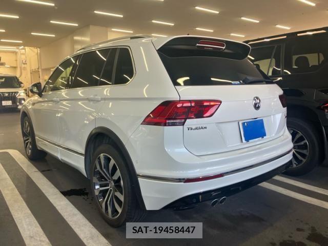 VolksWagen TIGUAN 2019-08 8102746-3