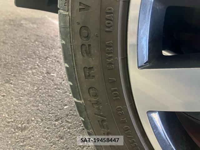 VolksWagen TIGUAN 2019-08 8102746-6