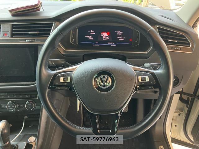 VolksWagen TIGUAN 2019-11 8133029-11