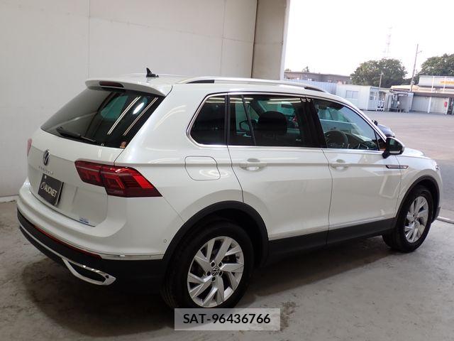 VolksWagen TIGUAN 2023-12 8211034-7