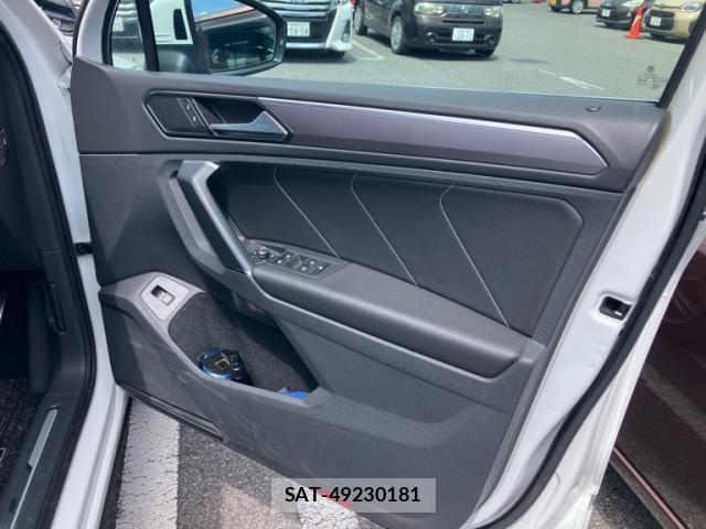 VolksWagen TIGUAN 2017-03 8247173-10