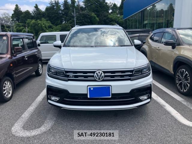 VolksWagen TIGUAN 2017-03 8247173-1