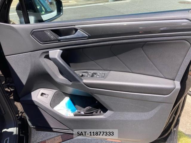 VolksWagen TIGUAN 2019-08 8247171-14