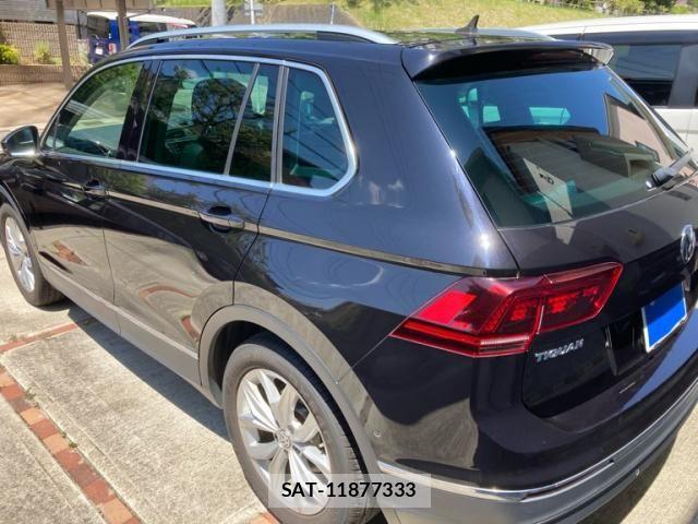 VolksWagen TIGUAN 2019-08 8247171-3
