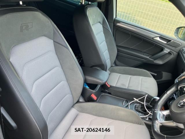 VolksWagen TIGUAN 2018-03 8318126-13