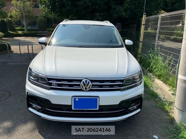 VolksWagen TIGUAN 2018-03 8318126-24