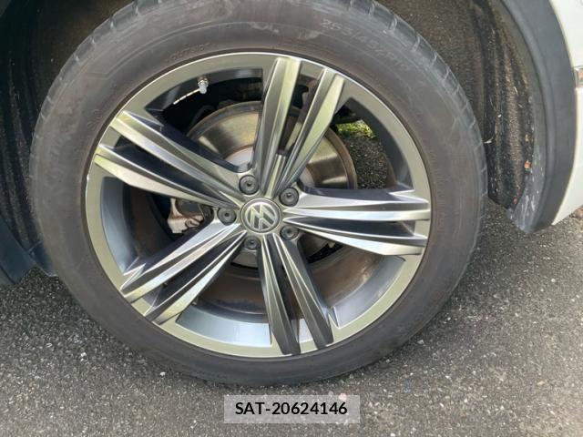 VolksWagen TIGUAN 2018-03 8318126-5