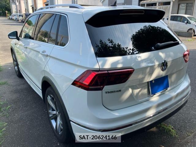 VolksWagen TIGUAN 2018-03 8318126-6