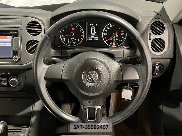 VolksWagen TIGUAN 2013-03 8318128-13