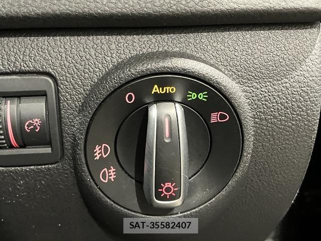 VolksWagen TIGUAN 2013-03 8318128-17