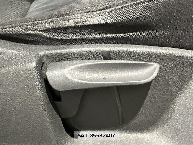 VolksWagen TIGUAN 2013-03 8318128-21