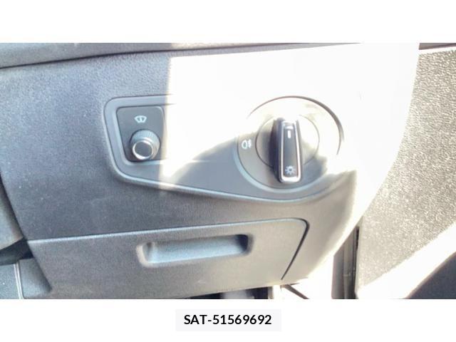 VolksWagen TIGUAN 2019-03 8338525-21