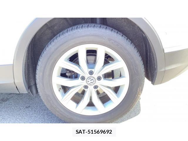 VolksWagen TIGUAN 2019-03 8338525-4