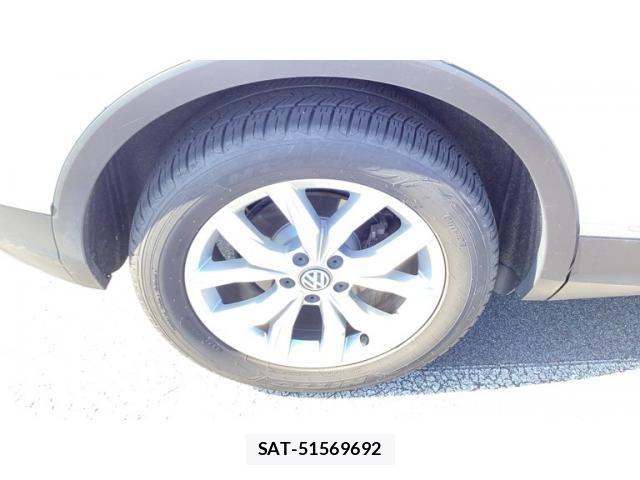 VolksWagen TIGUAN 2019-03 8338525-7