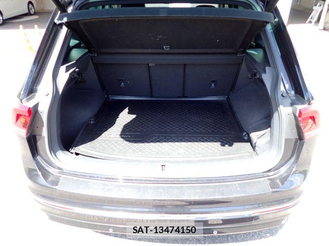 VolksWagen TIGUAN 2018-10 8355899-24