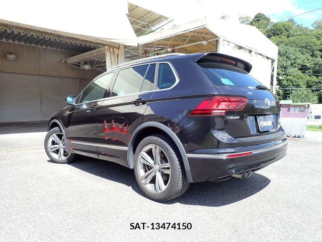 VolksWagen TIGUAN 2018-10 8355899-2