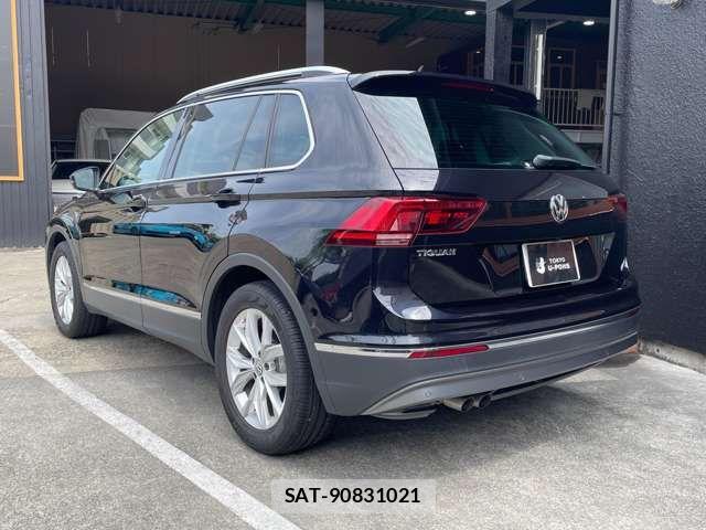 VolksWagen TIGUAN 2019-08 8369769-6