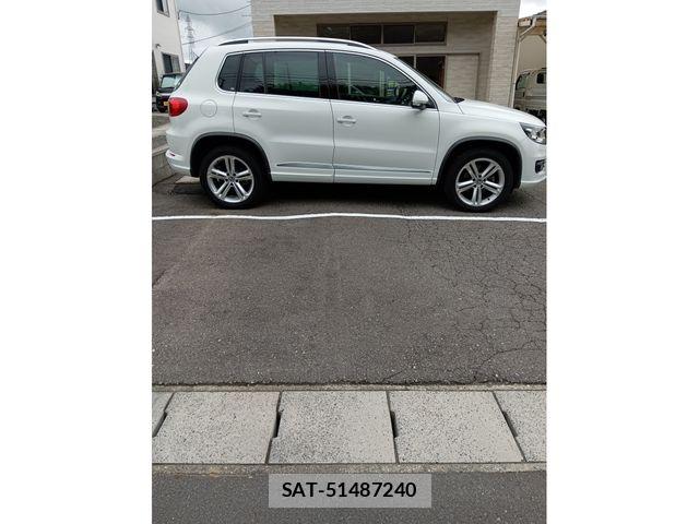 VolksWagen TIGUAN 2014-03 8415875-1
