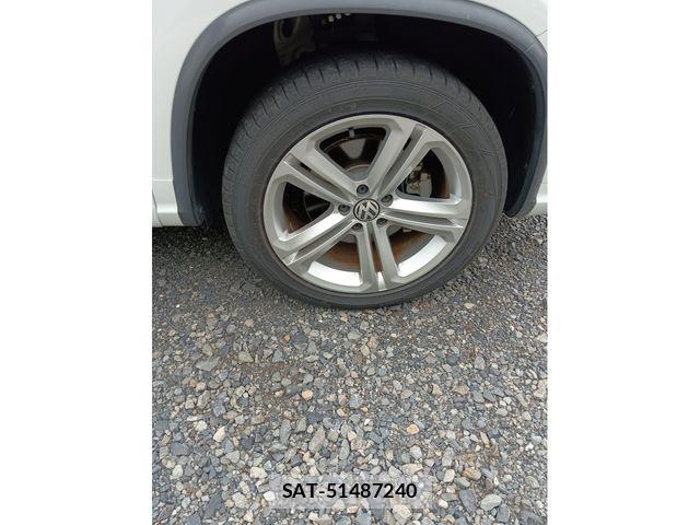 VolksWagen TIGUAN 2014-03 8415875-6