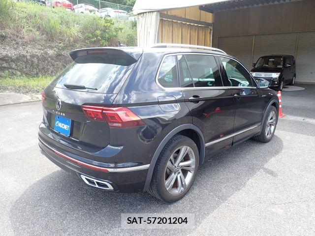 VolksWagen TIGUAN 2021-10 8415872-6