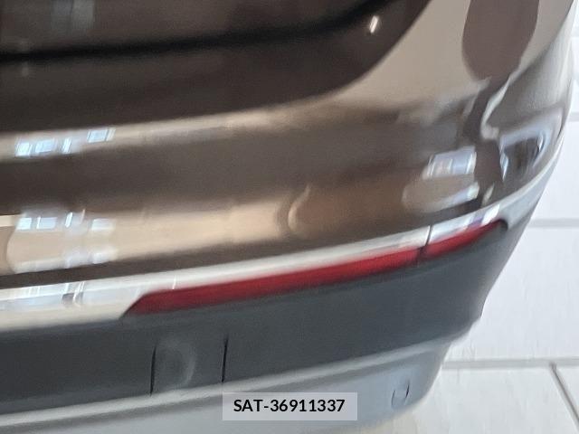 VolksWagen TIGUAN 2017-03 8528253-25