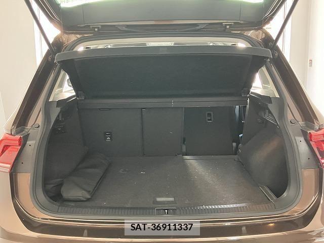VolksWagen TIGUAN 2017-03 8528253-26