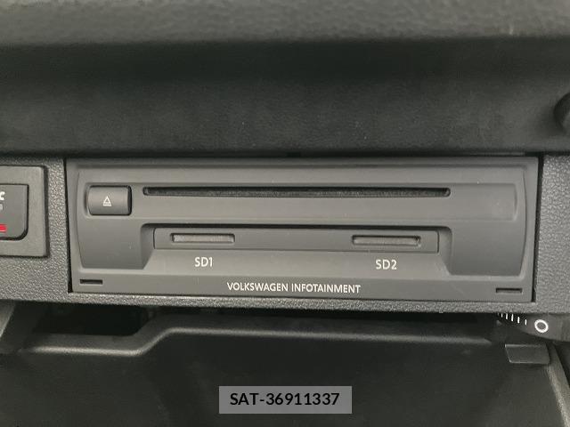 VolksWagen TIGUAN 2017-03 8528253-6