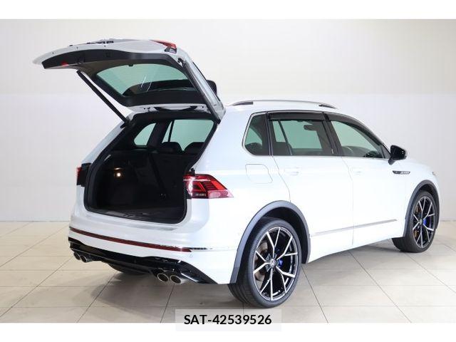 VolksWagen TIGUAN 2021-11 8528243-10