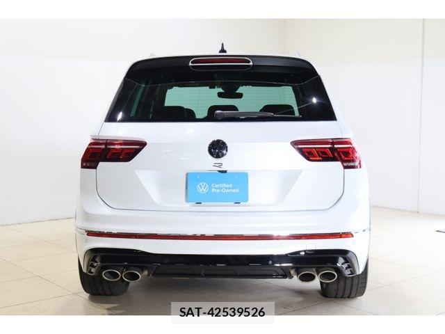 VolksWagen TIGUAN 2021-11 8528243-12