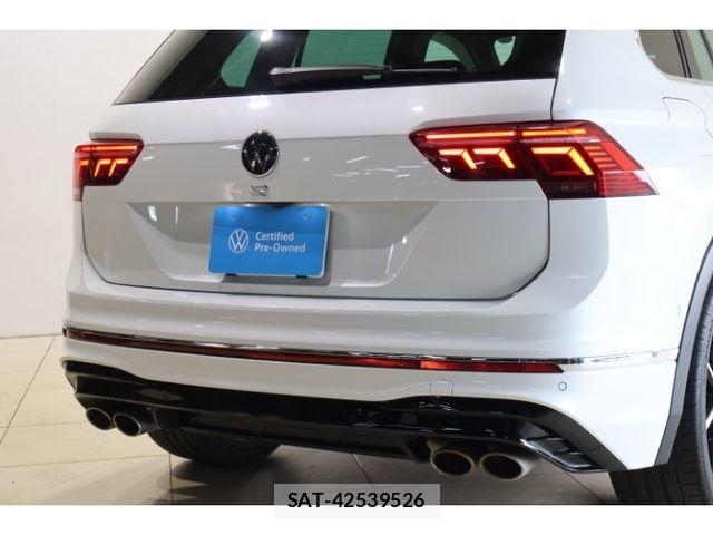 VolksWagen TIGUAN 2021-11 8528243-18