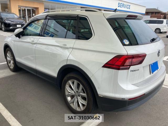 VolksWagen TIGUAN 2020-03 8564119-3
