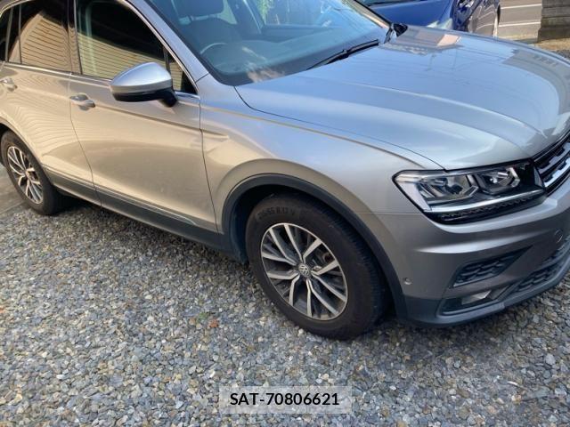 VolksWagen TIGUAN 2018-07 8564118-0